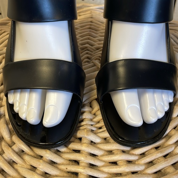 YVES SAINT LAURENT - Picture 3 of 10